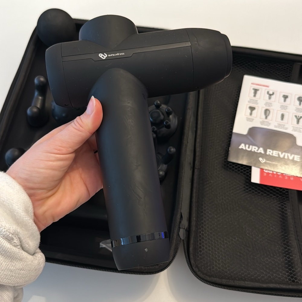 Aura Revive Deep Tissue Massage Gun w 8 different attachments and Case Like New - Picture 6 of 6